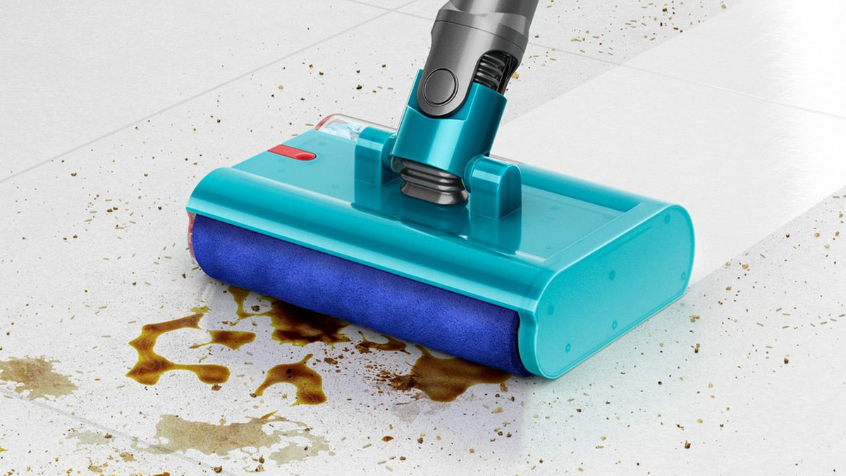 Dyson V15s cleaner head 1