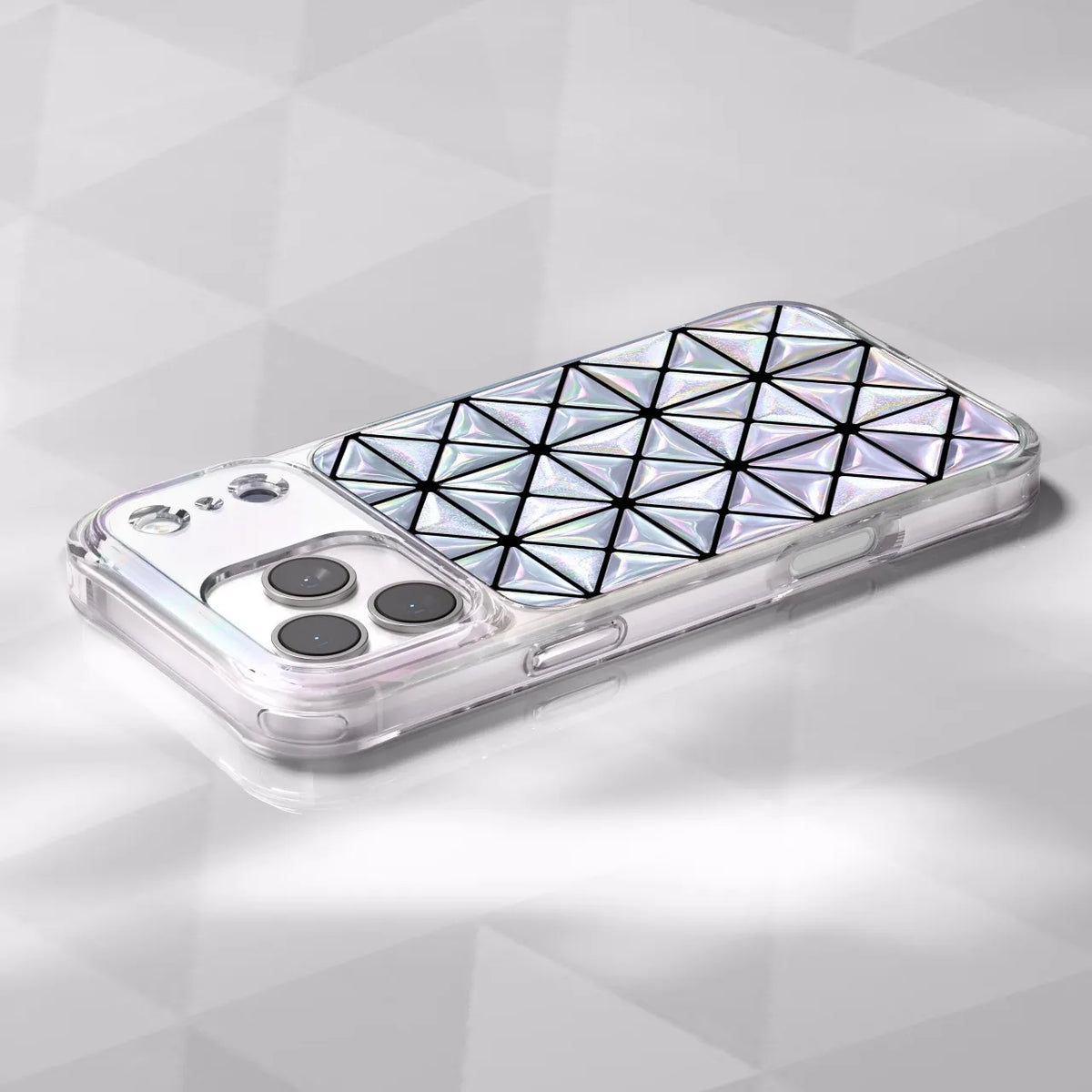 كفر ليفيلو Hexa بنقشة هندسية ثلاثية الأبعاد لآيفون 17 برو وبرو ماكس – تفاصيل المنتج والعبوة