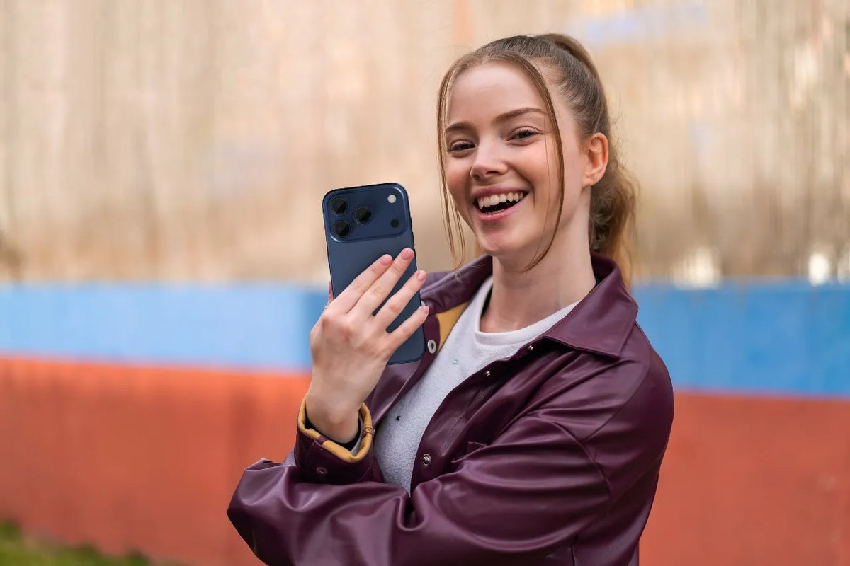 واقي عدسات كاميرا ليفيلو LucentTrio لآيفون 17 برو وبرو ماكس – تفاصيل المنتج والعبوة
