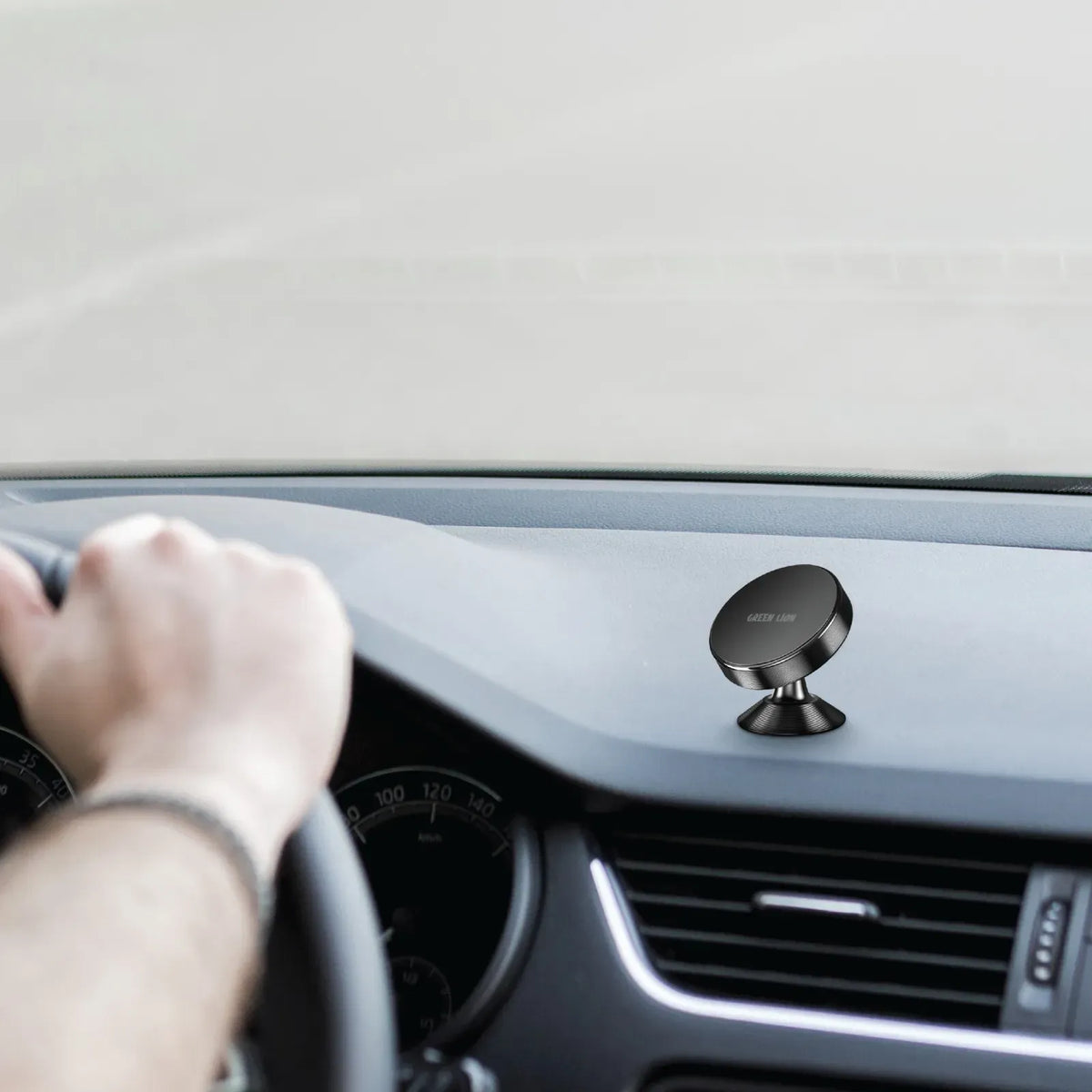 Green Lion Mini Lite Car Phone Mount Black – image 3