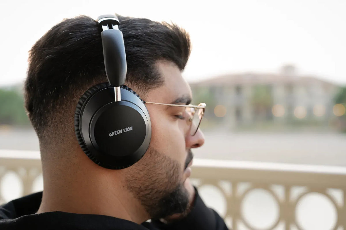 Green Lion Santiago Wireless Headphone - Black – image 5