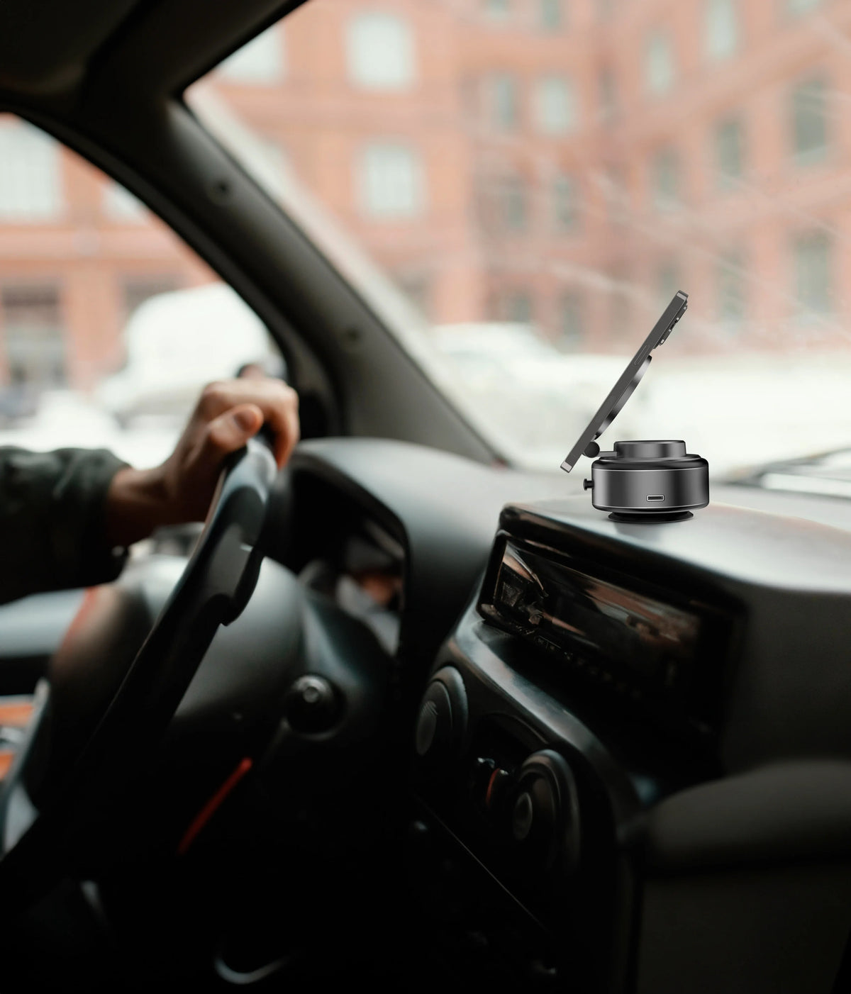 Green Lion Gx 29 Auto Suction Phone Holder Matte Black – image 1