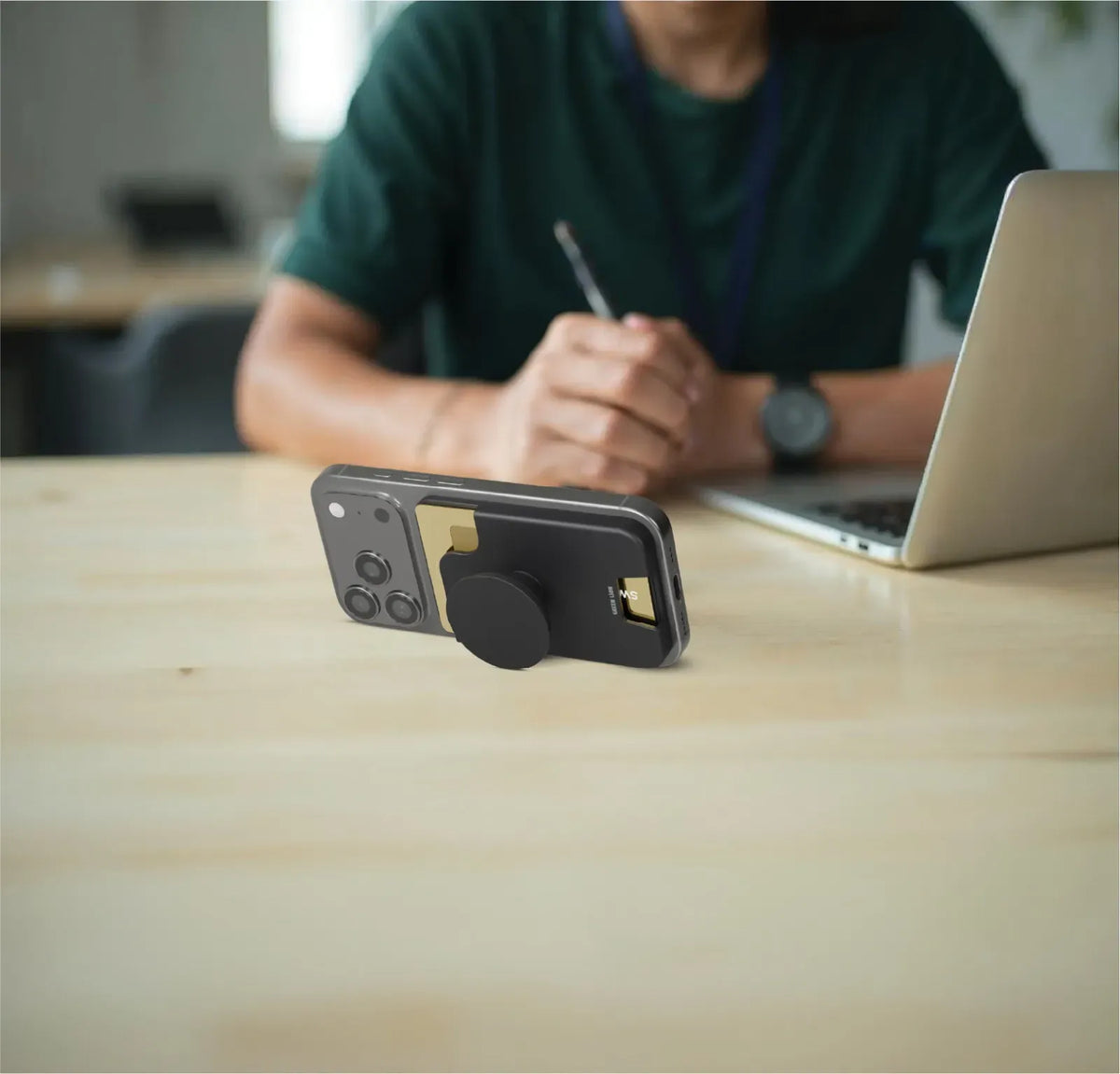 Green Lion W2 MagSafe Wallet Card Holder Black – image 8