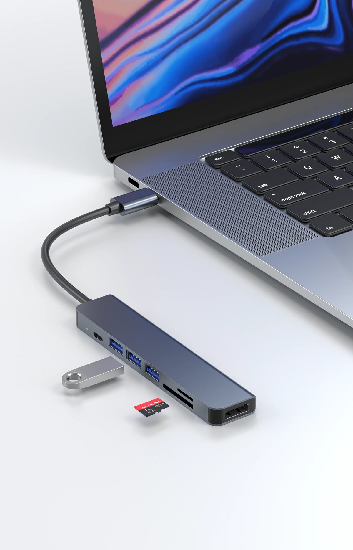 Green Lion 7 in 1 USB C Hub Gray – image 1
