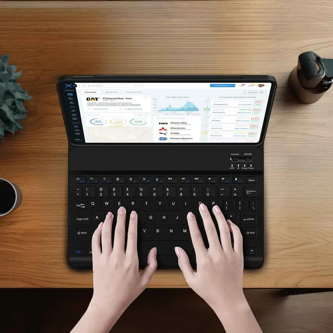 Green Lion Premium Leather Casewith Wireless Keyboard (English/Arabic) - Black – image 2