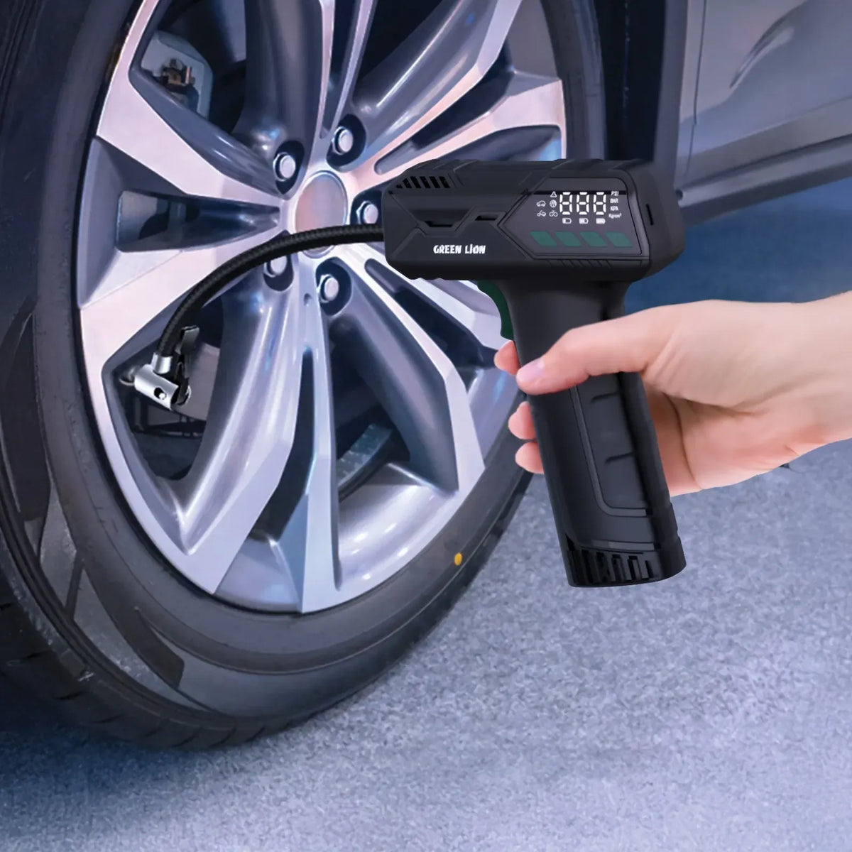 Green Lion Hyper Air Portable Tire Inflator 150 PSI - Black – image 3
