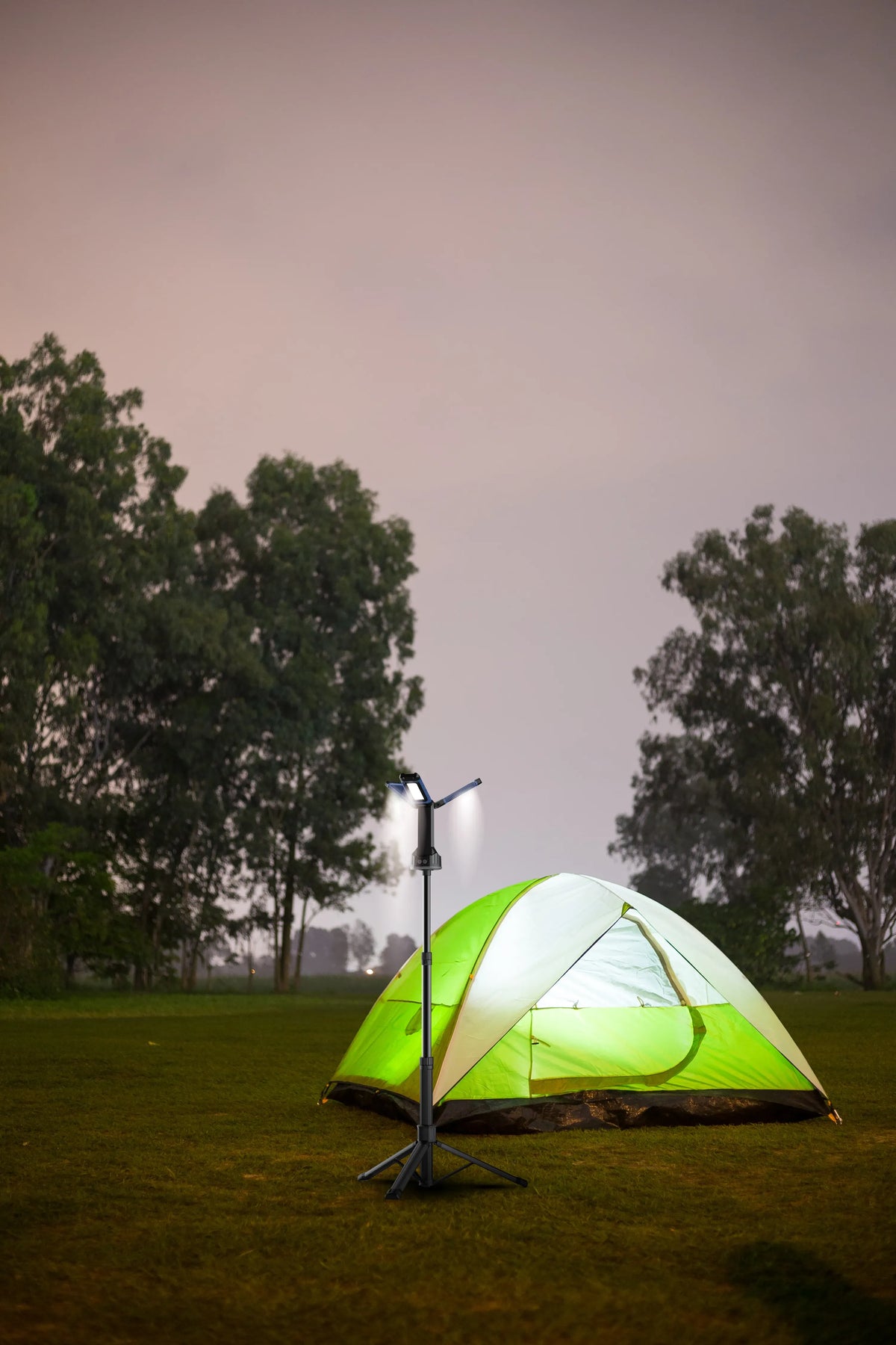 Powerology Camping Solar Foldable Tripod LED Light Ipx4 3 7v 2600mAh Blue – image 13