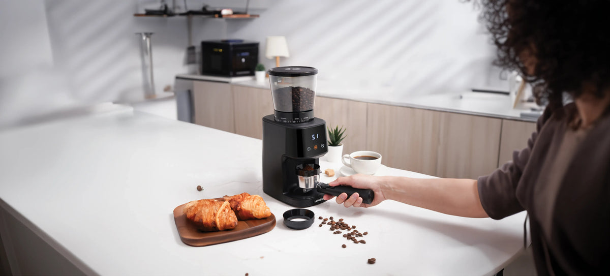 LePresso Conical Burr Grinder Black – image 4